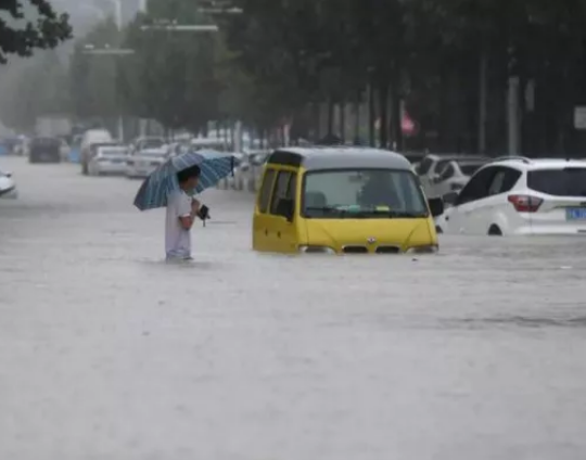 千年一遇特大暴雨，600cc全讯白菜网站地址厂家600cc全讯白菜网站地址希望河南挺住！